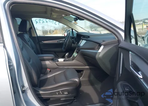 2017 Cadillac Xt5 Luxury z USA, uszkodzony, nr VIN 1GYKNBRS5HZ305361